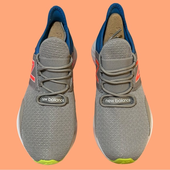 NWT! NEW BALANCE ROV WOMENS SNEAKERS, SIZE 10. GRAY, BLUE, BRIGHT YELLOW. NO BOX - Picture 2 of 16